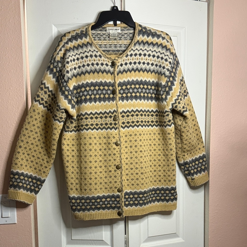 Vintage Wool Yellow and Gray Fair isle Cardigan size L